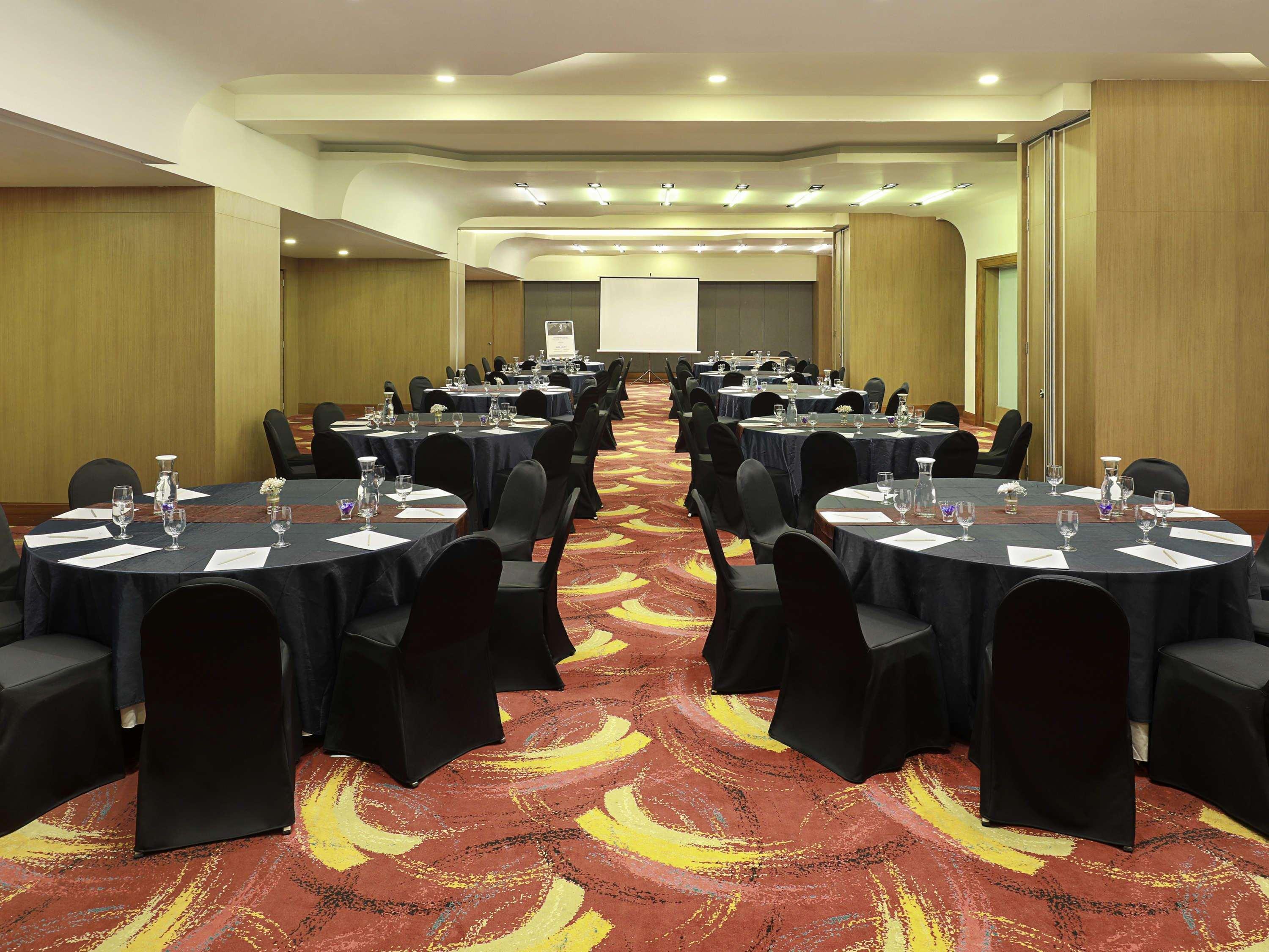 Mercure Bandung Nexa Supratman Екстериор снимка