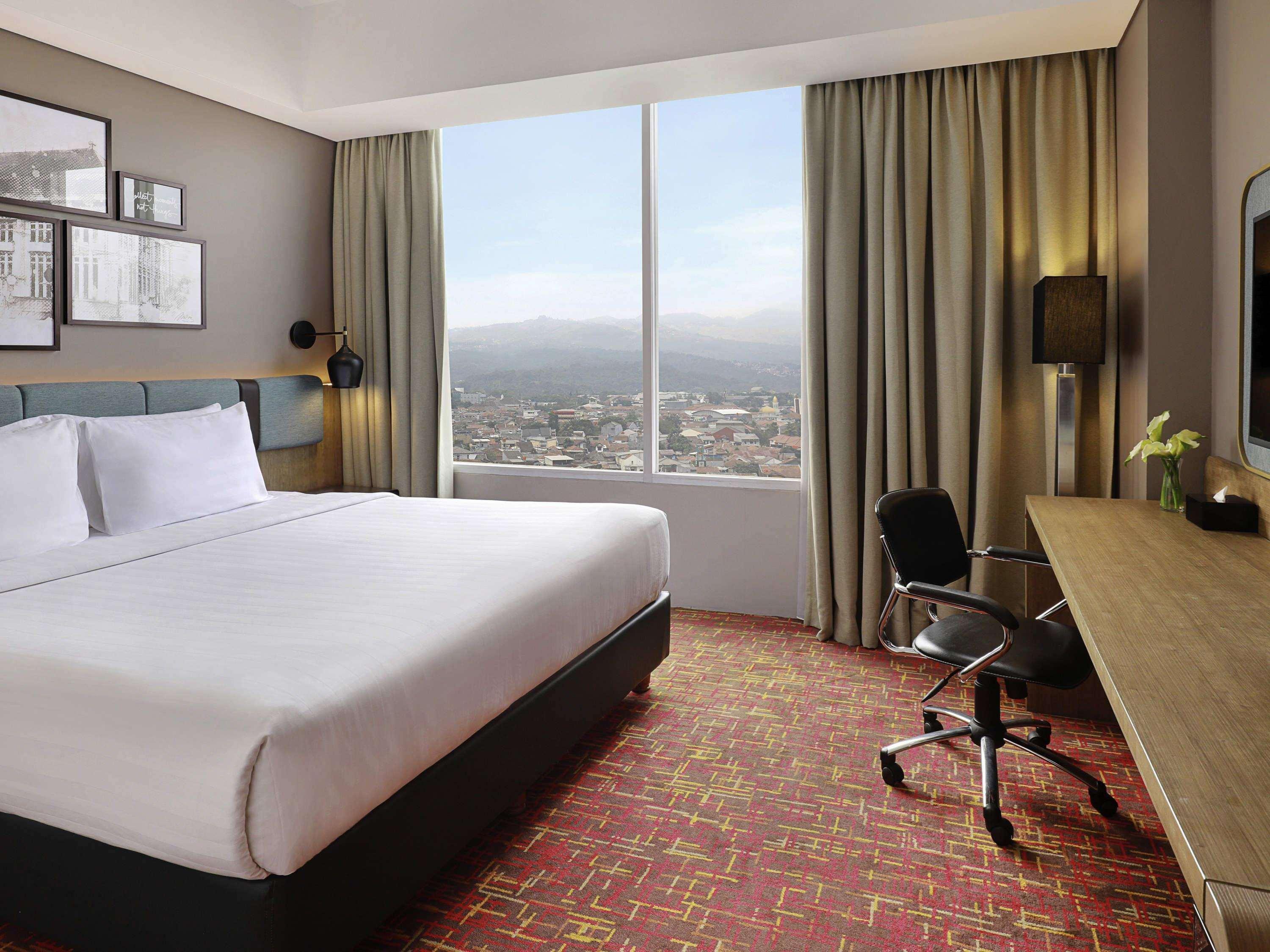 Mercure Bandung Nexa Supratman Екстериор снимка