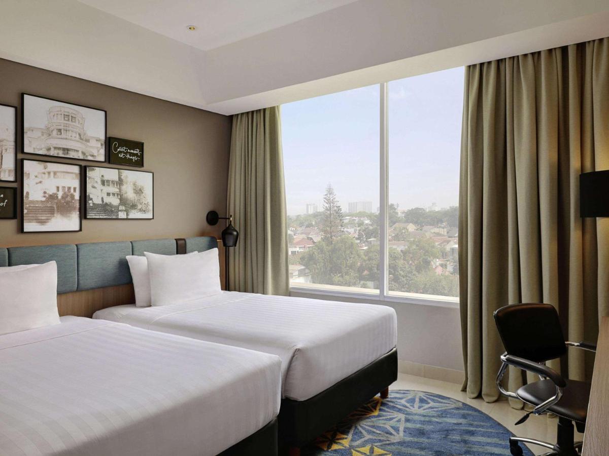 Mercure Bandung Nexa Supratman Екстериор снимка